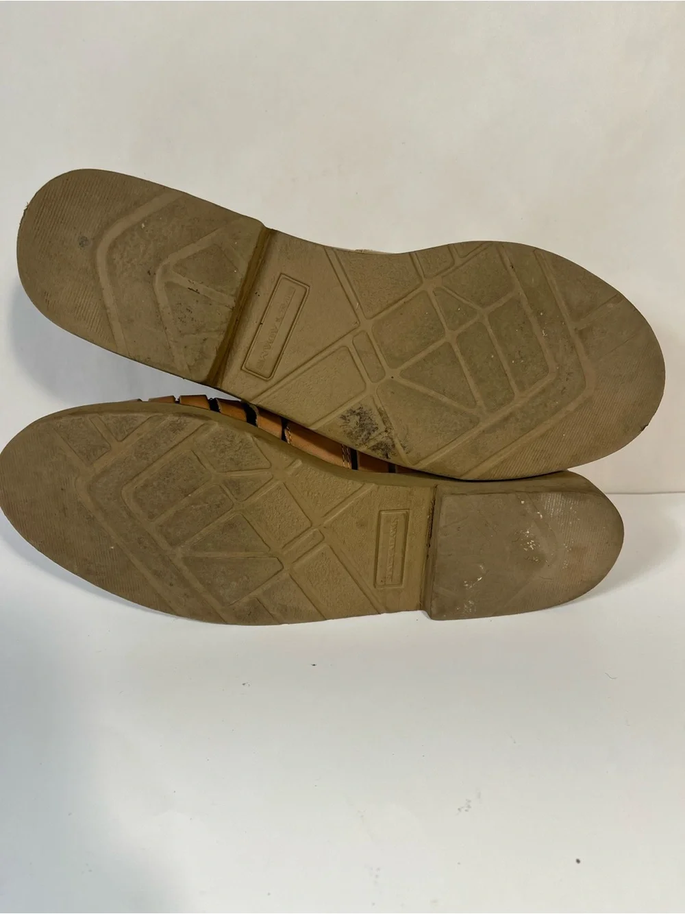 Stacy Adams Men's Tan Woven Leather Slip On Fisherman Sandals 9